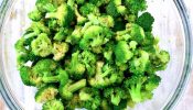 Broccoli with mustard seed dressing